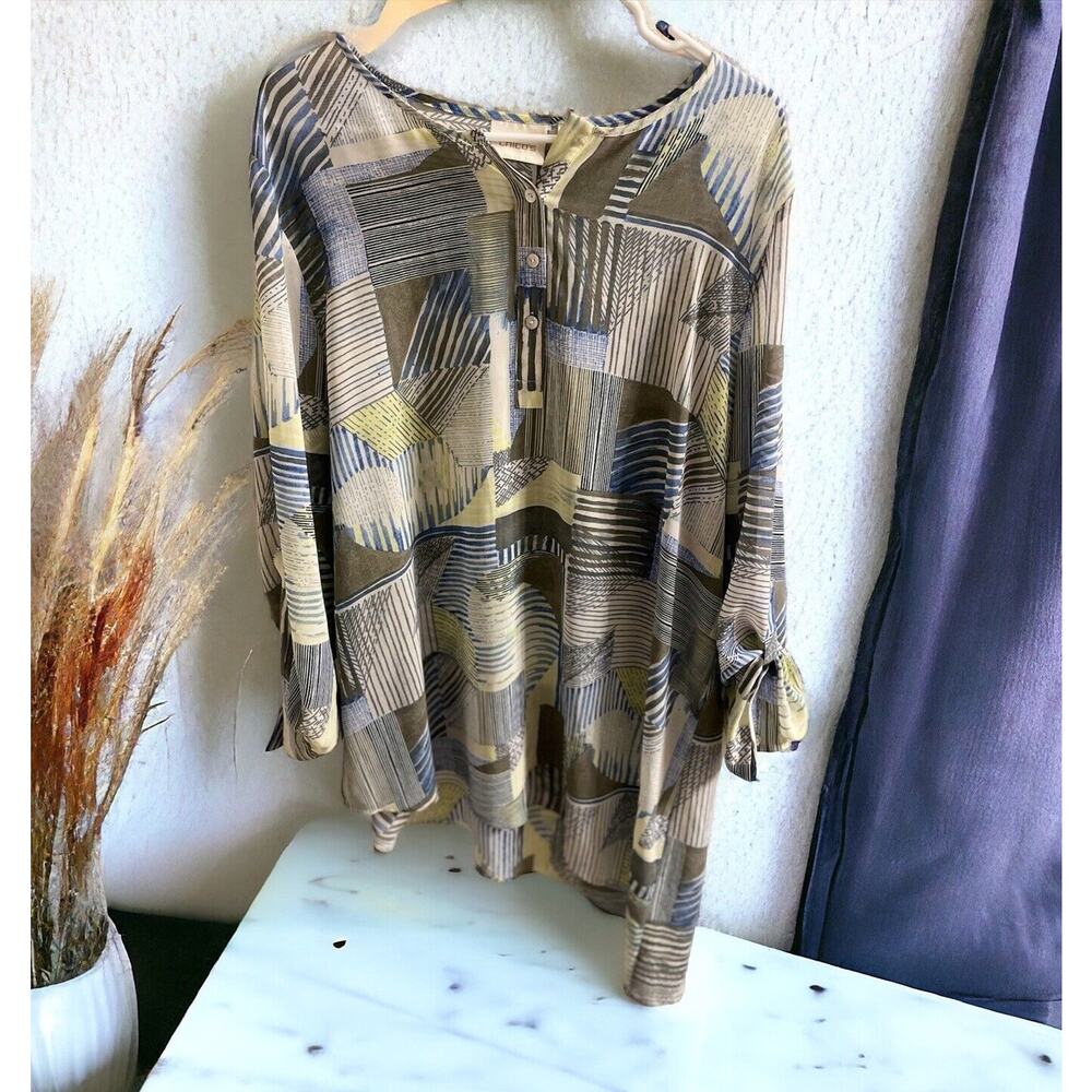 CHICO'S Blouse Womens Size 3 Striped Roll Tab Sleeve‎ Angle Hem Sheer Blue Green